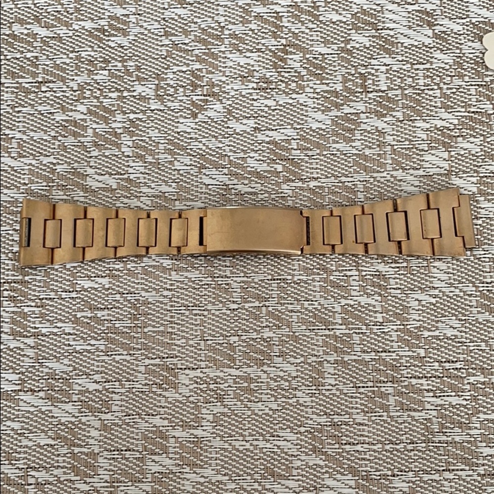 Men’s gold watch band